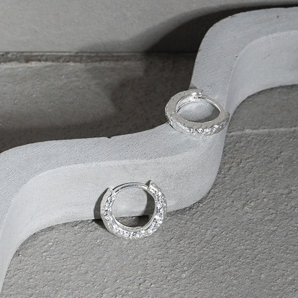 RHE1078 925 Sterling Silver Hamered Mini Women Mini Hoops