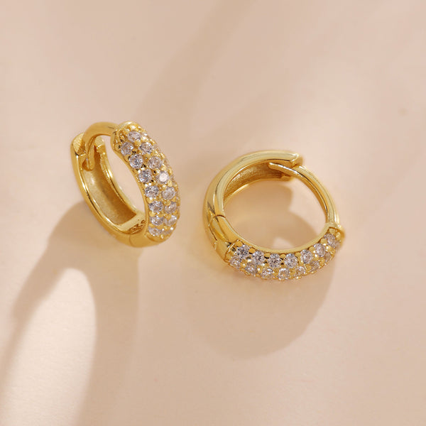 YHE0342 925 Sterling Silver Sparkle Cubic Zirconia Huggies Earring