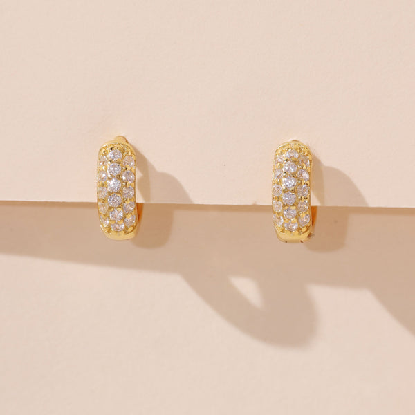 YHE0342 925 Sterling Silver Sparkle Cubic Zirconia Huggies Earring