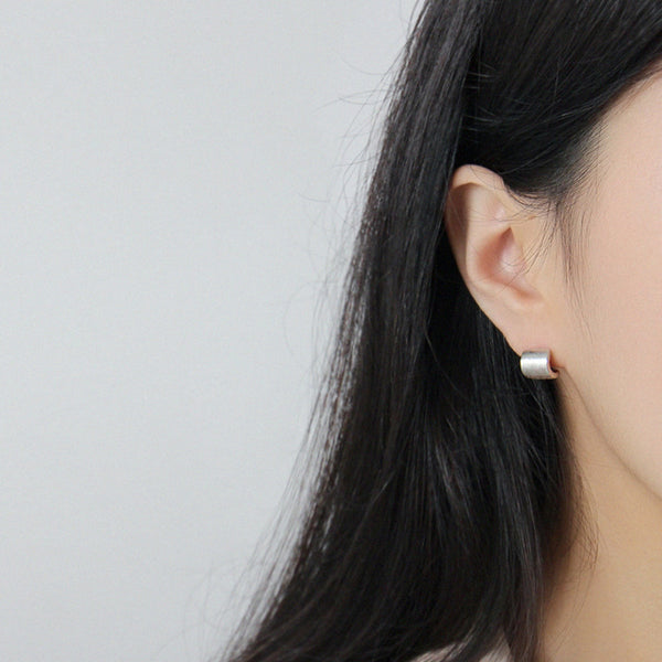 S925 RHE1006 Wide Stud Earring