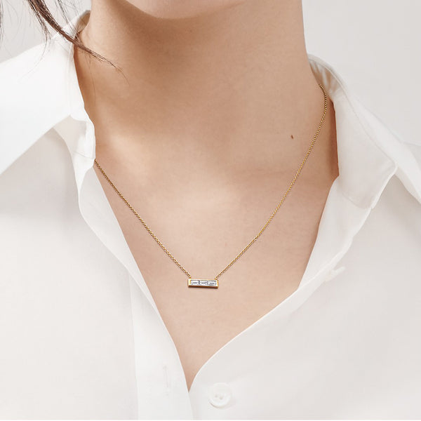 FX0773 925 Sterling Silver Baguette CZ Bar Pendant Necklace