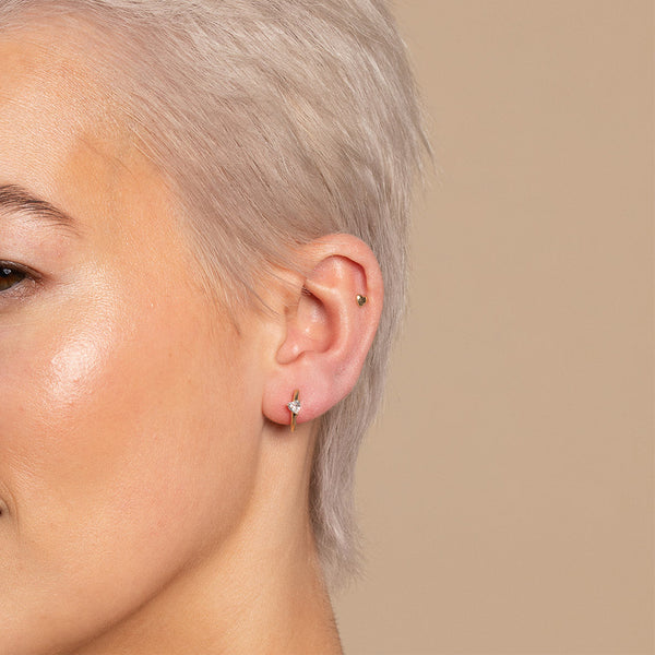 FE2014 925 Sterling Silver Heart Cubic Zirconia Claw Set Huggie Hoop Earrings