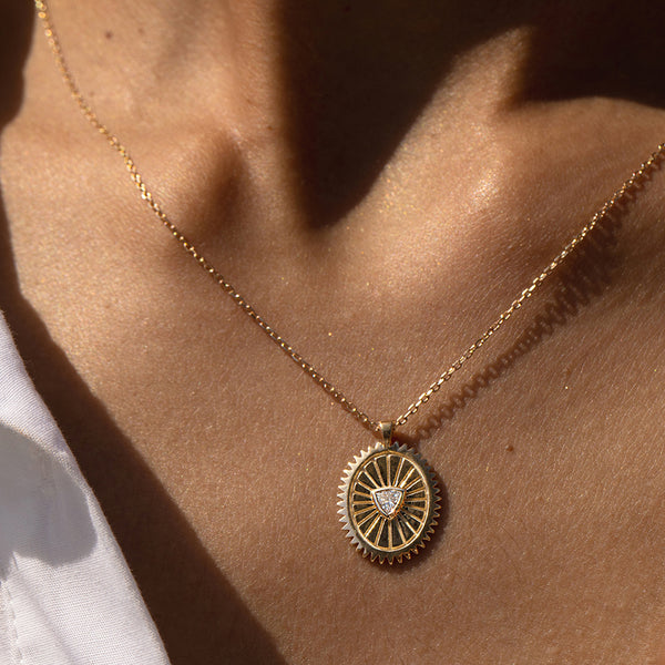 FX0703 925 Sterling Silver Trillion Cubic Zirconia Pendant Necklace