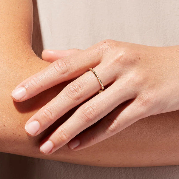 FJ0318 925 Sterling Silver Fine Twisted Ring