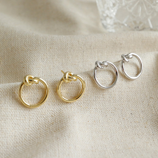 RHE1044 Knot Halo Stud Earring