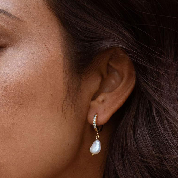 FE1671 925 Sterling Silver Freshwater Pearl Hoop Earring