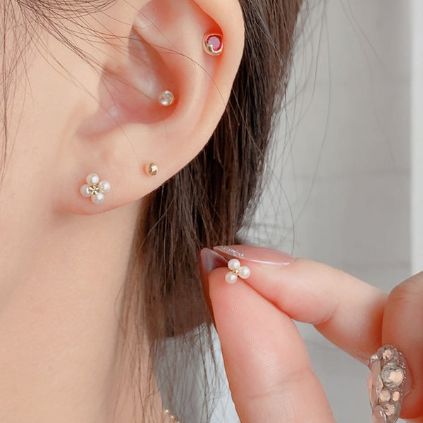 PE0086 925 Sterling Silver White Shell Pearl Floer Stud Earrings