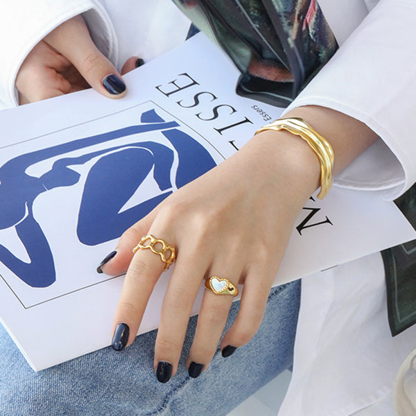 RHJ1036 Heart Signet Open Ring