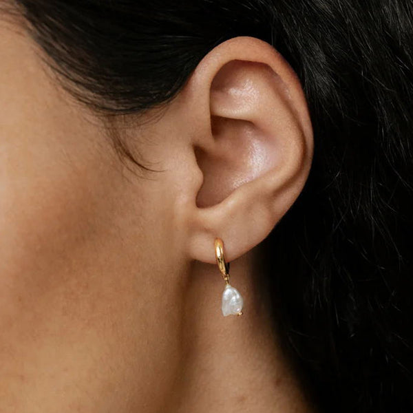 PE0012 925 Sterling Silver Baroque Pearl Drop Hoop Earrings