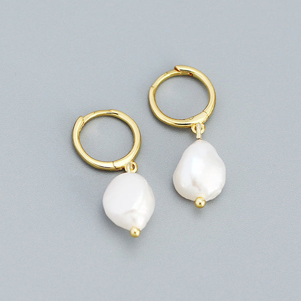YHE092 925 Sterling Silver Freshwater Pearl Dangling Hoop Earrings