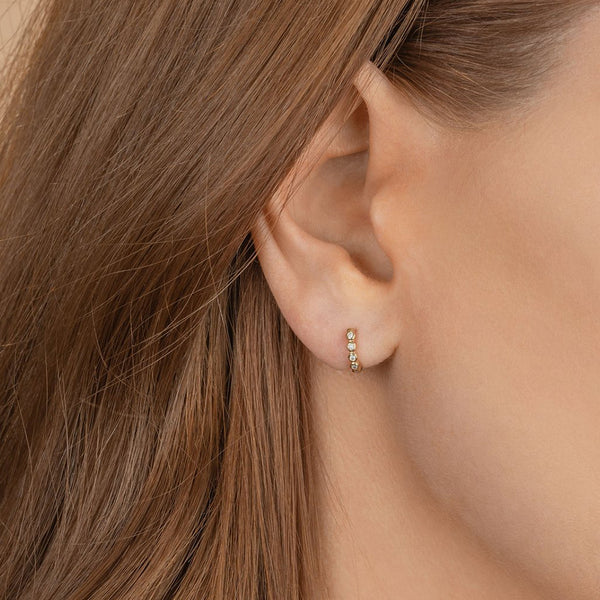 FE1016 925 Sterling Silver Zircon Bezel Huggie Earrings