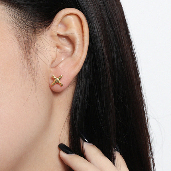 RHE1080 925 Sterling Silver Hammered Cross Mini Stud Earrings