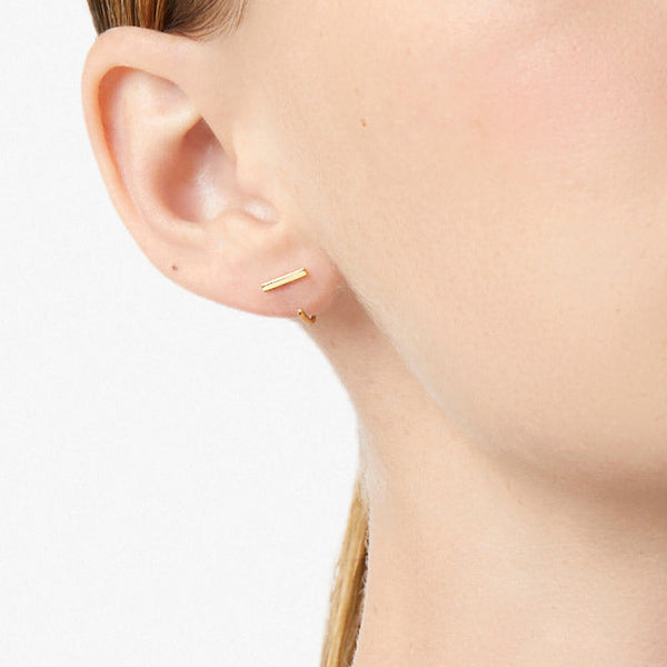 FE1894 925 Sterling Silver Open Huggie Earrings