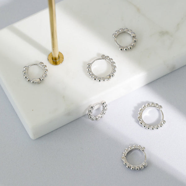 RHE1040 Bead Women Huggies Earring