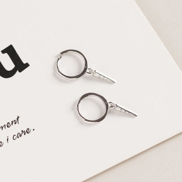 YHE091 925 Sterling Silver Pave Cubic Zirconia Rivet Dangle Earring