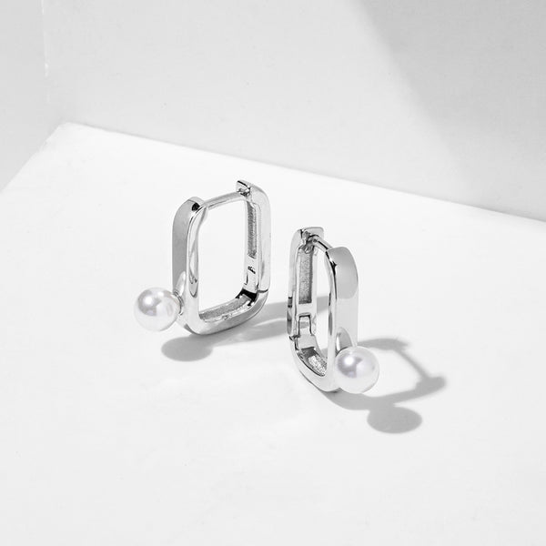 FE1827 925 Sterling Silver Single Sample Freshwater Pearl Huggies