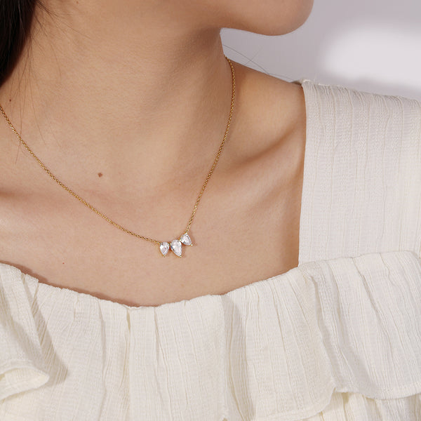FX0854 Pear Shape CZ Tiro Women Necklace