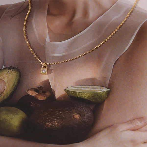 FX0863 925 Sterling Silver Pave Cubic Zirconia Lock Pendant Necklace