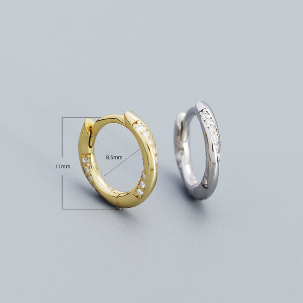 YHE0504 925 Sterling Silver Classic Cubic Zirconia Teist Hoop Earrings