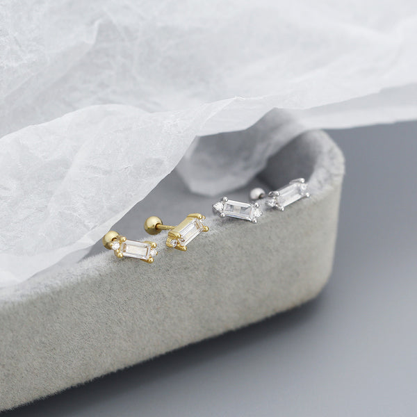 YHE0535 925 Sterling Silver Sparkle Baguette Cubic Zirconia Mini Stud Earrings