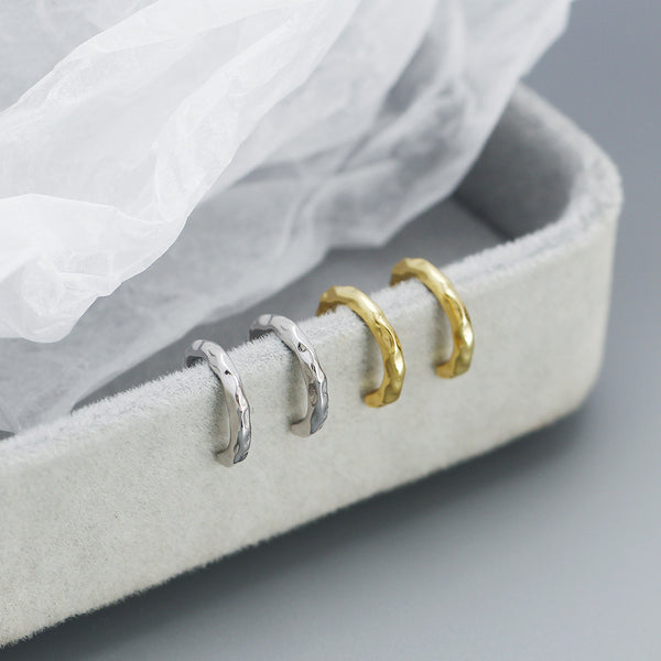 YHE0529 925 Sterling Silver Hammered Texture Women Ear Cuff