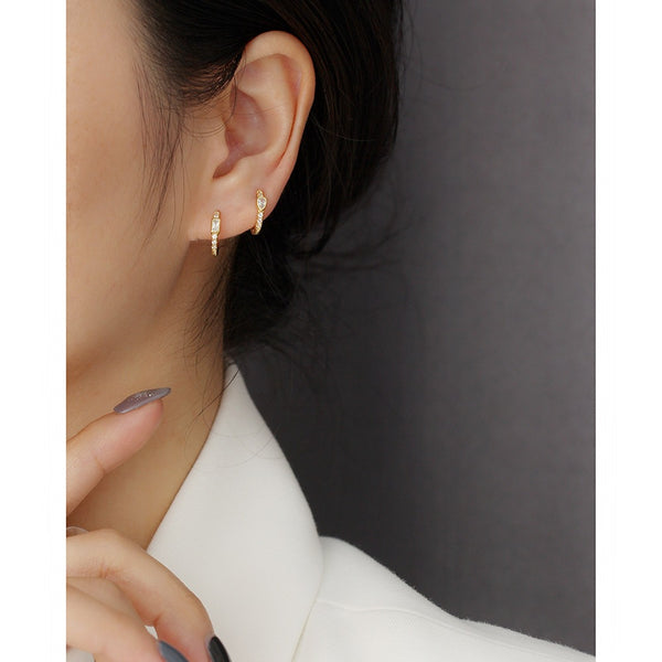 YHE0476 925 Sterling Silver Classic Cubic Zirconia Hoop Earrings