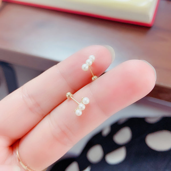 PE0050 925 Sterling Silver Bar Three Freshwater Pearl Stud