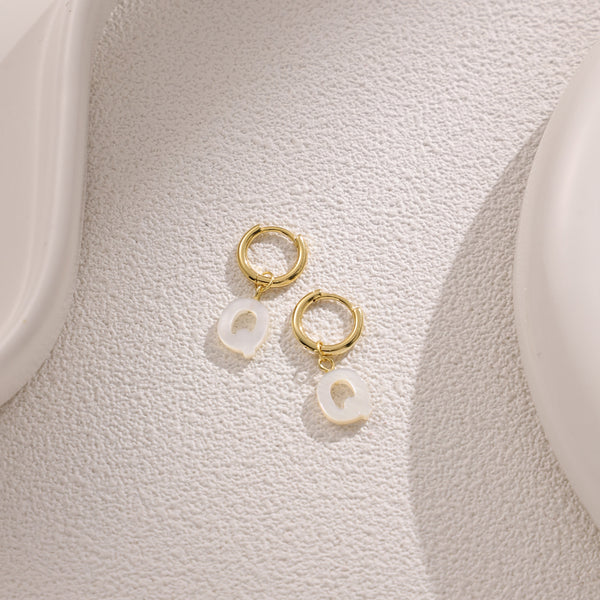 FE2029 925 Sterling Silver Letter A-Z Alphabet Initial Mother Of Pearl Dangle Hoop Earring