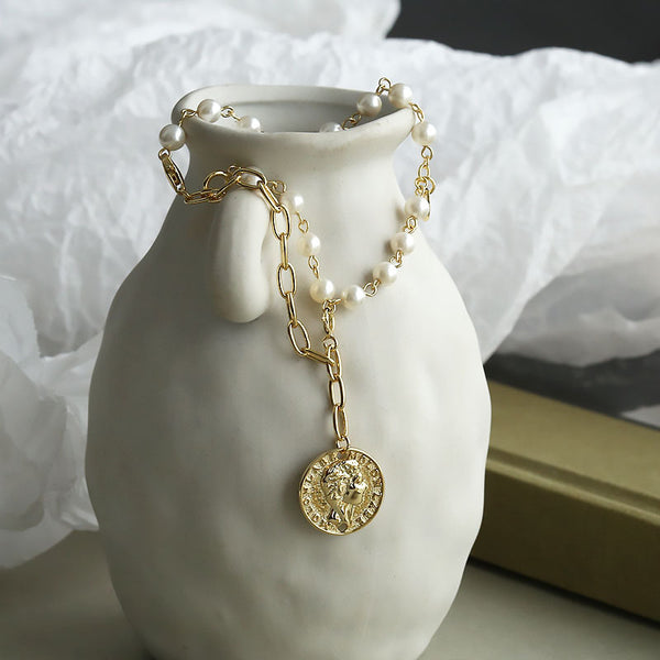 FS0332 925 Sterling Silver Asymmetric Portrait Medal Chunky Shell Pearl Bracelet