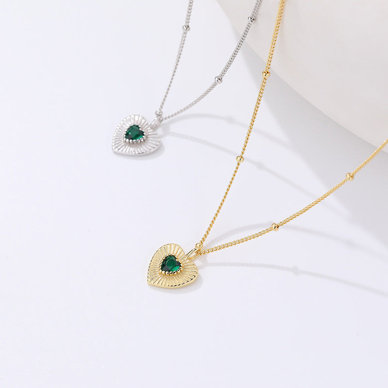 FX0996 925 Sterling Silver Vintage Emerald Heart Necklace