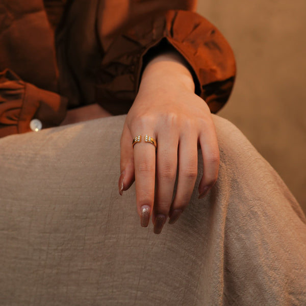 FJ1081 925 Sterling Silver Moden CZ Open Ring