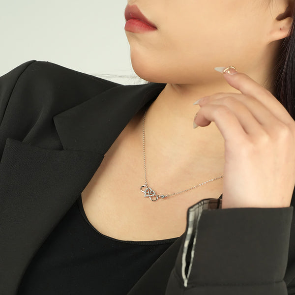 FX1062 925 Sterling Silver Zircon Heart Mobius Clavicle Chain Necklace