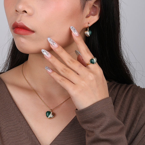 FX1034 925 Sterling Silver Zirconia Malachite Plump Heart Necklaces