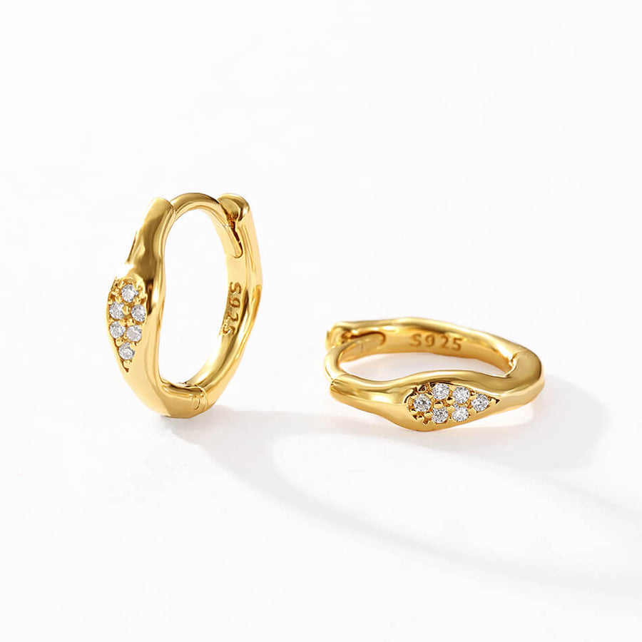 VFE0438 Onda Hoop Earring With CZ