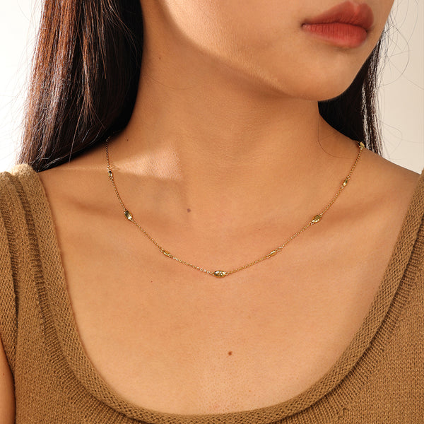 VFX0085 Minimalist Gold Bead Necklace