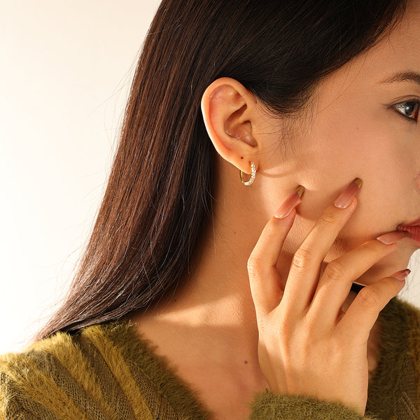 FE3196 Minimalist Cubic Zirconia Hoop Earring