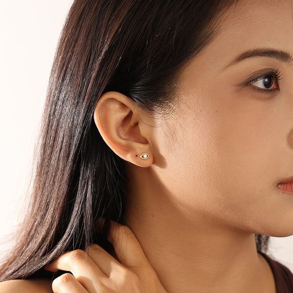 VFE0633 Starburst Eye Stud Earrings
