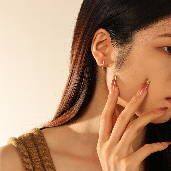 FE2885 925 Sterling Silver Pave Locking Hoop Earrings