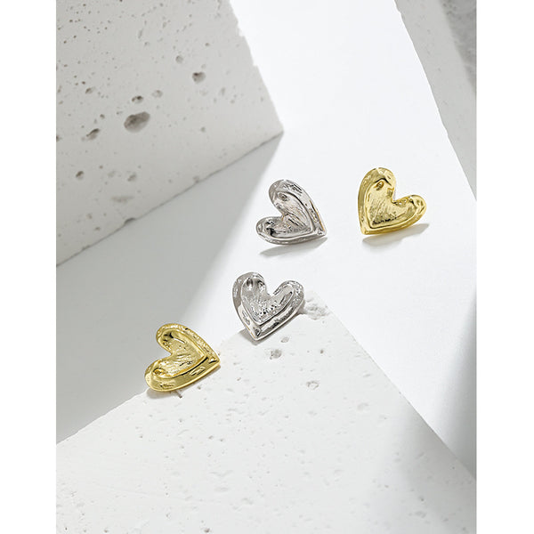 RHE1117 925 Sterling Silver Dainty Love Heart Stud Earrings