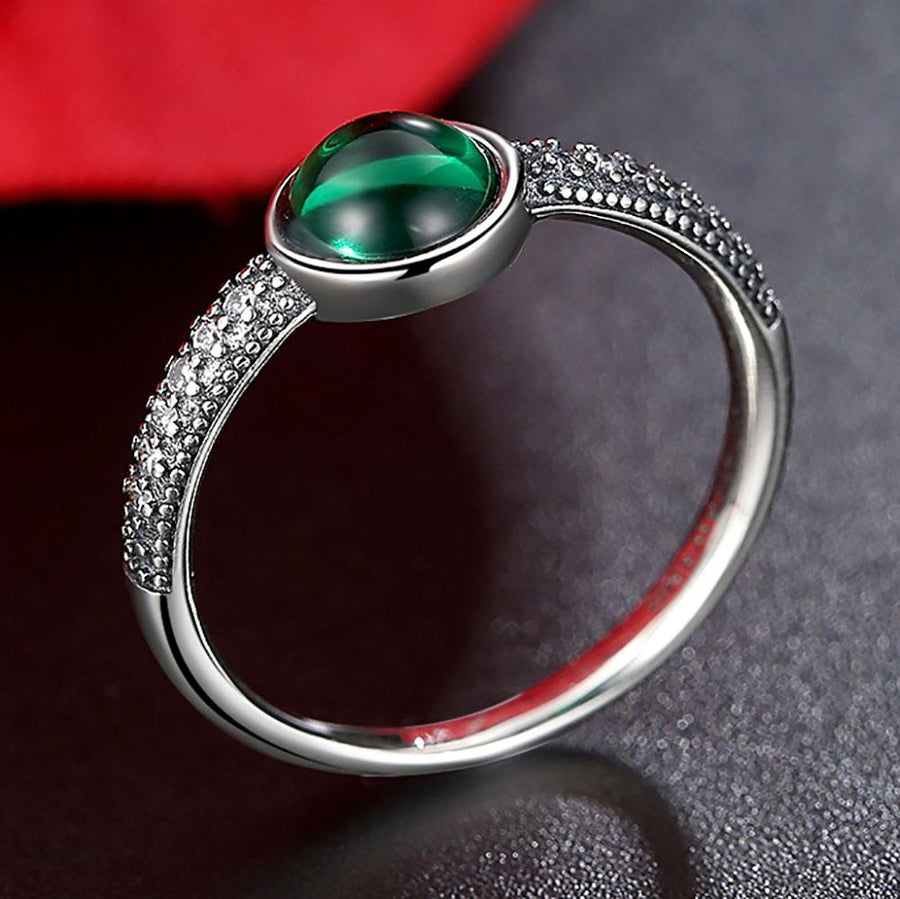YJ1227  925 Sterling Silver Round Simulated Emerald Finger Ring