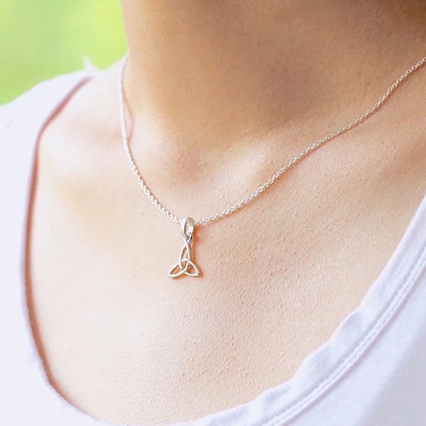 FX0024 925 Sterling Silver Lotus Pendant Necklace