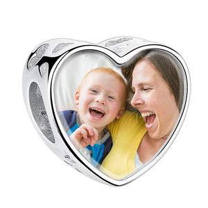 XPPY1017 925 Sterling Silver Photo of Happy Family Charm