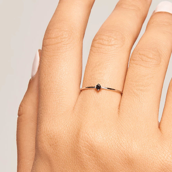 FJ0211 925 Sterling Silver Single Diamond Ring