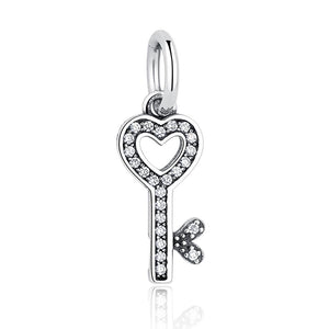 PY1274 925 Sterling Silver Symbol Of Trust LOVE Key Charm