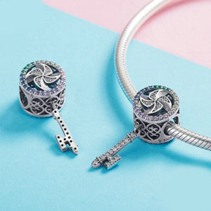 BA17 925 Sterling Silver The windmill's key of charm bead