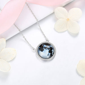 GX1398 925 Sterling Silver Glowing Round Pendant Necklace