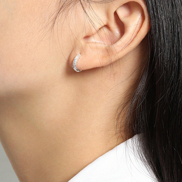 RHE1078 925 Sterling Silver Hamered Mini Women Mini Hoops