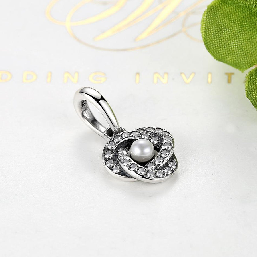 PY1426 925 Sterling Silver Love Knot Charm with Pearl