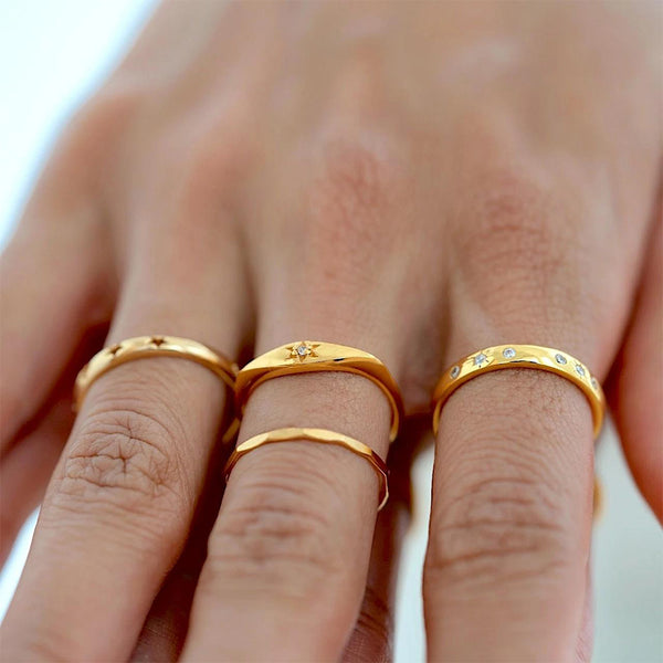 FJ0468 925 Sterling Silver Mini Starburst Signet Ring