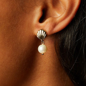 FE0903 925 Sterling Silver Shell & Pearl Drop Earrings